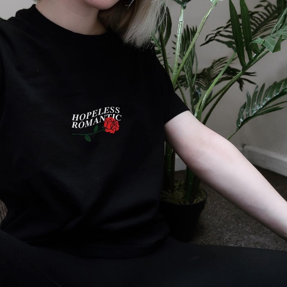 Blvck.Pl Hopeless Romantic Rose T-shirt (NWT) - Picture 8 of 8
